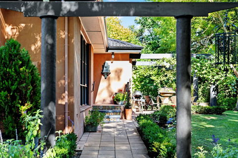 Adelaide Hills Retreats - Darwin Holiday 43