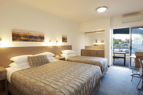Loxton Community Hotel Motel - Darwin Holiday 16