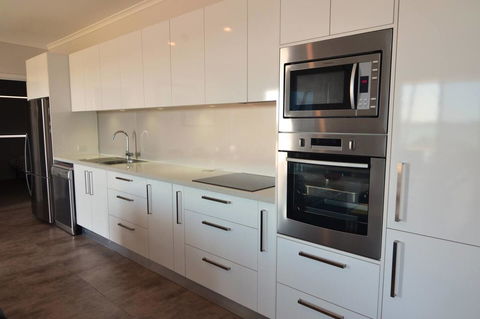 Beachview - Darwin Holiday 12