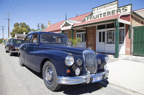 The Fruiterer's - Darwin Holiday 15