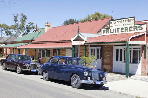 The Fruiterer's - Darwin Holiday 14