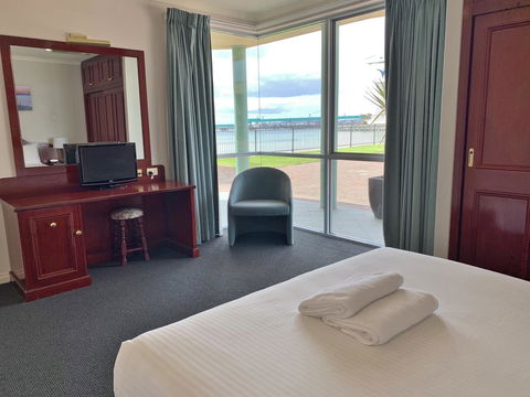 Hilton Beachfront Motel - Darwin Holiday 14