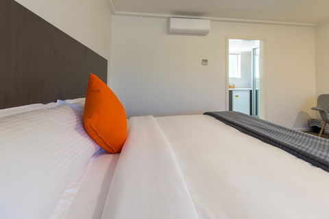 Mick O\'Sheas - Darwin Holiday 15