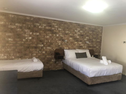 Clare Central - Darwin Holiday 3