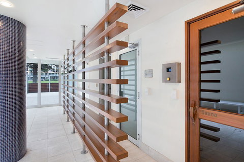 Beachside Luxury & Comfort, Ocean Views In Glenelg - Darwin Holiday 27