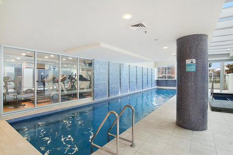 Beachside Luxury & Comfort, Ocean Views In Glenelg - Darwin Holiday 5