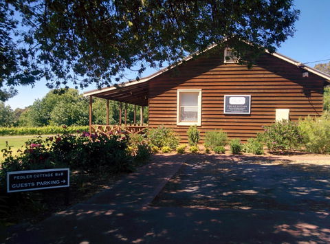 OXENBERRY FARM - Darwin Holiday 15