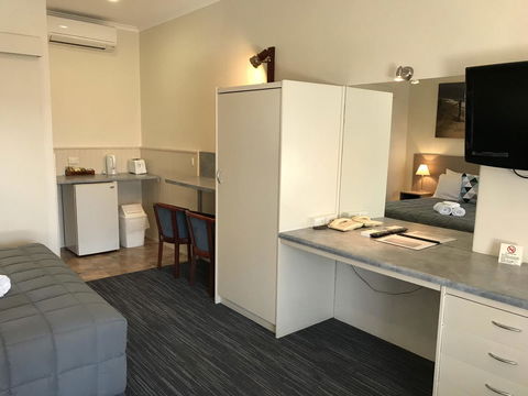 Robetown Motor Inn & Apartments - Darwin Holiday 26