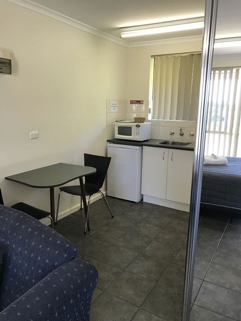 Robetown Motor Inn & Apartments - Darwin Holiday 42