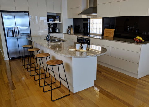 Ochre Point Beach House On Moana Seafront - Darwin Holiday 2