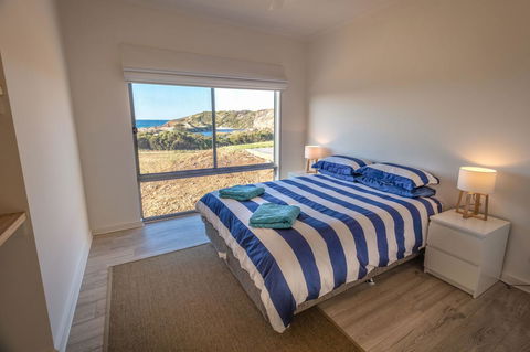 Middle River Beach House, Western House - Darwin Holiday 10