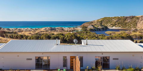Middle River Beach House, Western House - Darwin Holiday 14