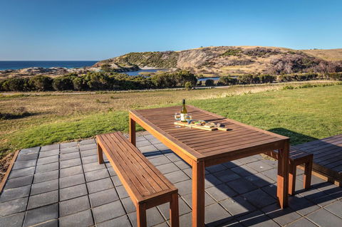 Middle River Beach House, Western House - Darwin Holiday 18