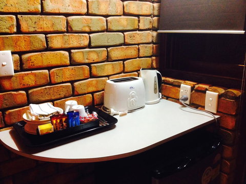 The Lookout Cave Underground Motel - Darwin Holiday 20