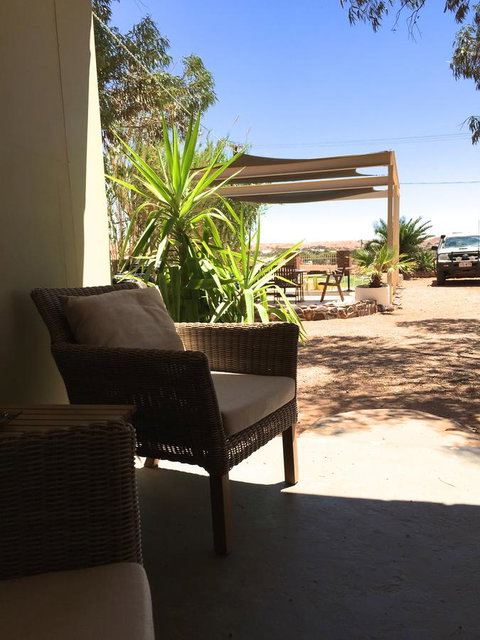 The Lookout Cave Underground Motel - Darwin Holiday 25