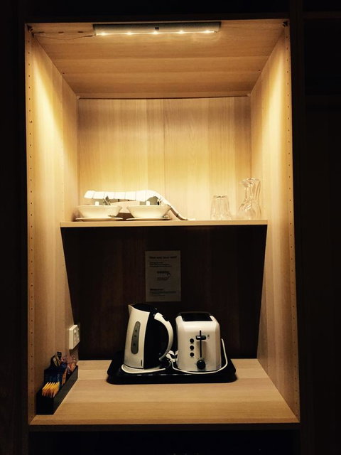 The Lookout Cave Underground Motel - Darwin Holiday 43