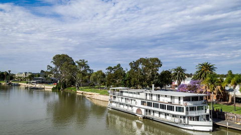 Murray River Queen - Darwin Holiday 0