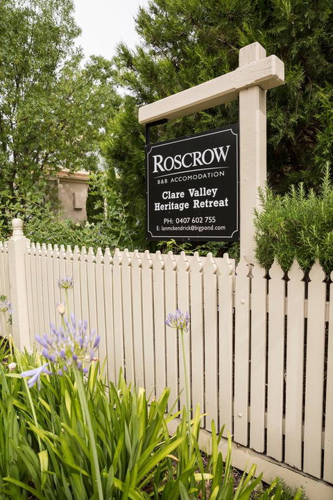 Clare Valley Heritage Retreat - Darwin Holiday 10