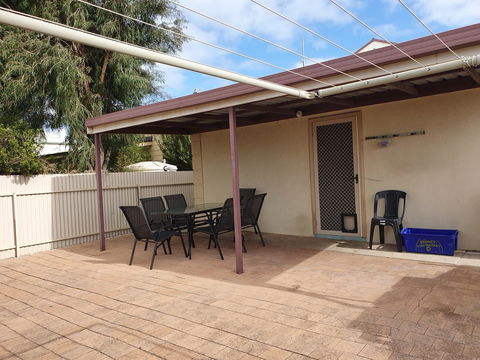 Super Central Location - Darwin Holiday 12