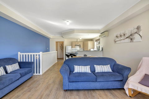 The Lighthouse - Port Willunga - C21 SouthCoast Holidays - Darwin Holiday 7