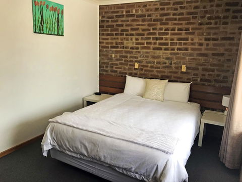 Lake Albert Motel - Darwin Holiday 40