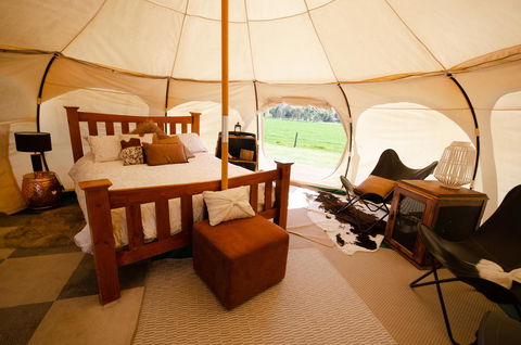 Bukirk Glamping & Fancy Coops - Darwin Holiday 25