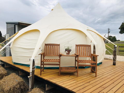 Bukirk Glamping & Fancy Coops - Darwin Holiday 0