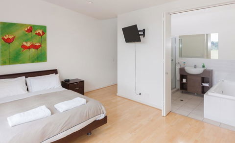 South Shores Yellowfin Villa 96 - South Shores Normanville - Darwin Holiday 21