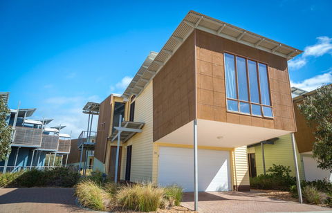 South Shores Yellowfin Villa 96 - South Shores Normanville - Darwin Holiday 16