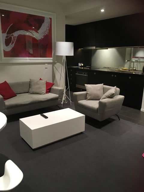 Luxury Apartment - Darwin Holiday 3