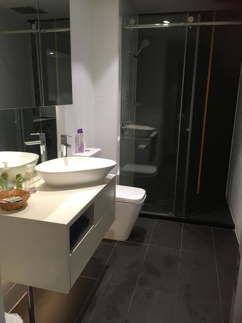 Luxury Apartment - Darwin Holiday 1
