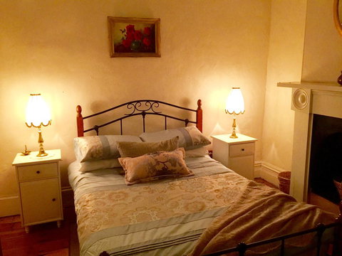 Goolwa Marinerâ€™s Cottage - Free Wifi And Pet Friendly - Centrally Located In Historic Region - Darwin Holiday 24