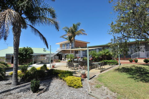 Kangaroo Island Seaview Motel - Darwin Holiday 7