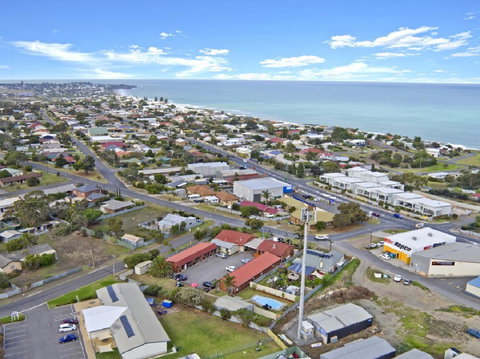 The Ocean Crest - Darwin Holiday 20