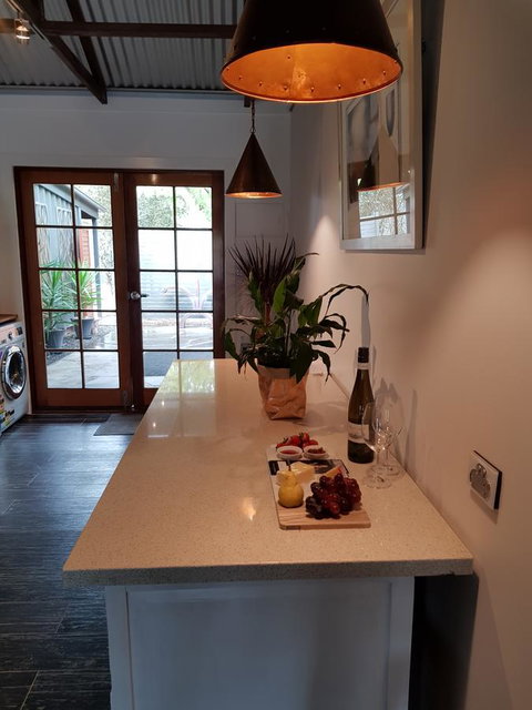 Irongate Studio B&B - Darwin Holiday 6