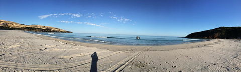 Middle River Beach House - East & West House - Darwin Holiday 18