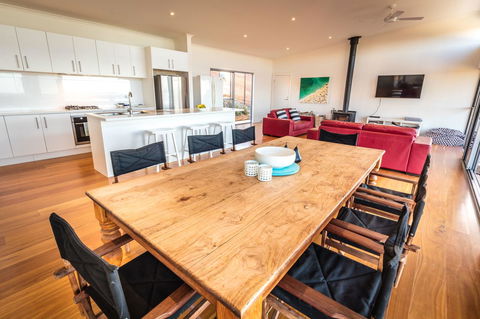Middle River Beach House - East & West House - Darwin Holiday 3