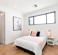 Brand new affordable luxury 3 bedroom 3 bathrooms house close to Adelaide city Chinatown beach Adelaide Airport - Darwin Holiday