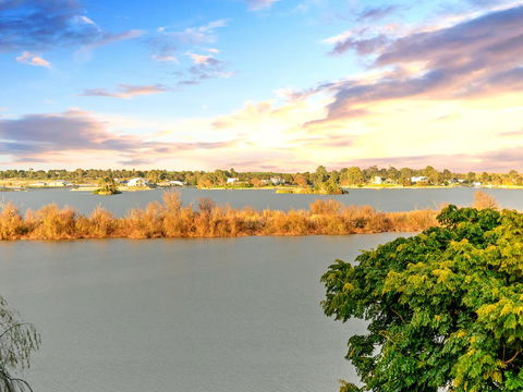 Muse On The Murray - Darwin Holiday 22