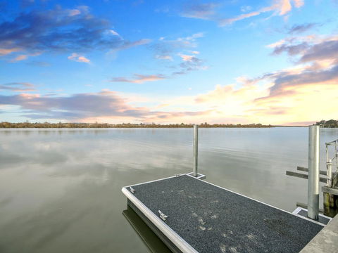 Muse On The Murray - Darwin Holiday 4