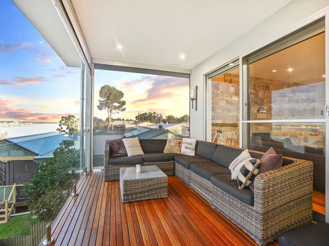 Muse On The Murray - Darwin Holiday 29