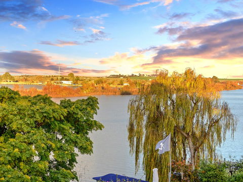 Muse On The Murray - Darwin Holiday 23