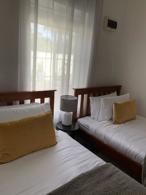 Sunshine Four - Darwin Holiday 35