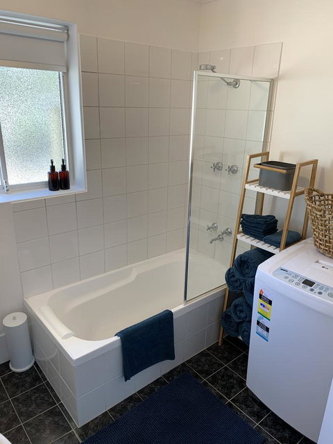 Sunshine Four - Darwin Holiday 37