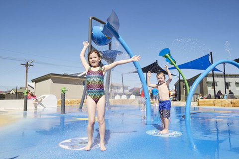 NRMA Victor Harbor Beachfront Holiday Park - Darwin Holiday 20