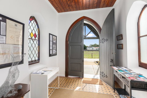 Cloisters Of Kalangadoo - Darwin Holiday 18