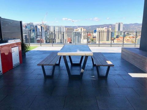 CENTRAL ESCAPE 2 BEDROOM @ ADELAIDE CBD - Darwin Holiday 17