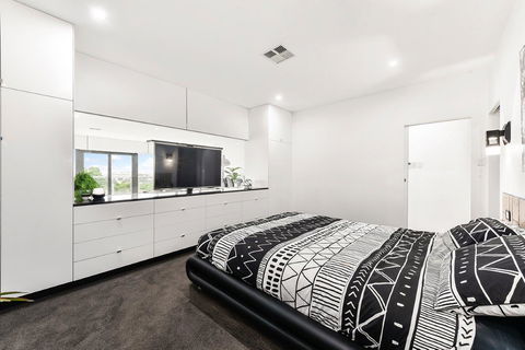 KENNEDY EXECUTIVE TOWNHOUSE - Darwin Holiday 20
