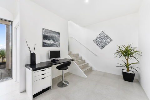 KENNEDY EXECUTIVE TOWNHOUSE - Darwin Holiday 8