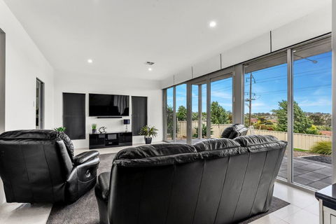 KENNEDY EXECUTIVE TOWNHOUSE - Darwin Holiday 14